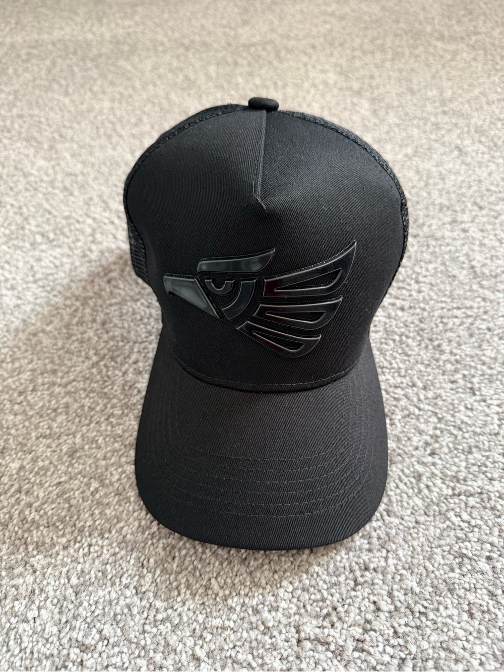 SHEIN Black Trucker Hat with Glossy Logo – Adjustable